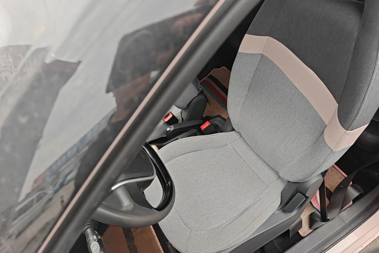 Used Wuling Hongguang MINIEV 2021 Macaron Fashion Model Lithium Iron Phosphate Left Front Seat