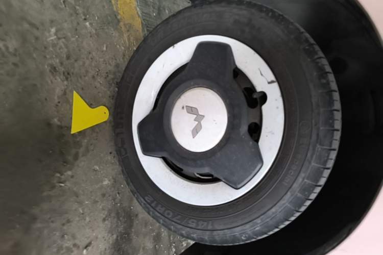 Used Wuling Hongguang MINIEV 2021 Macaron Premium Model – Lithium Iron Phosphate Left Front Wheel Hub