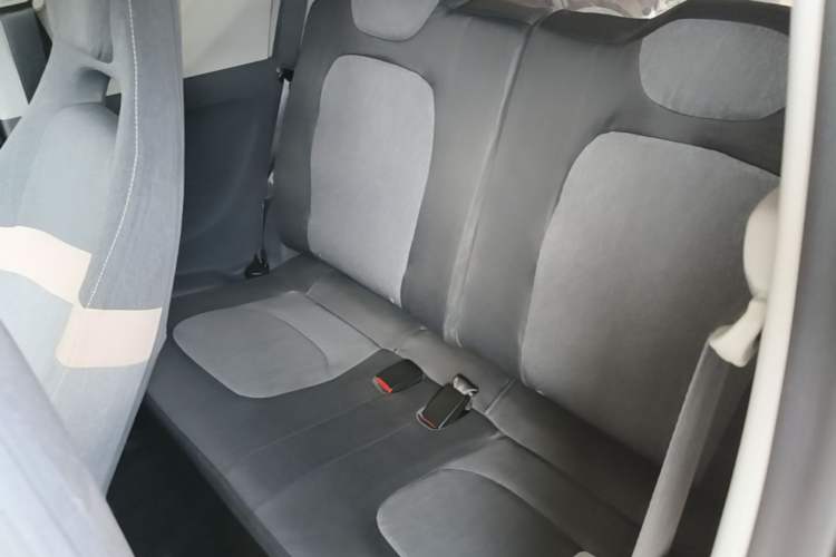 Used Wuling Hongguang MINIEV 2021 Macaron Fashion Edition Lithium-Ion Battery Left Rear Seat