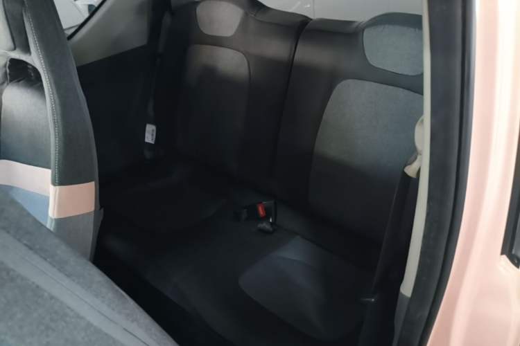 Used Wuling Hongguang MINIEV 2021 Macaron Premium Model – Lithium Iron Phosphate Left Rear Seat
