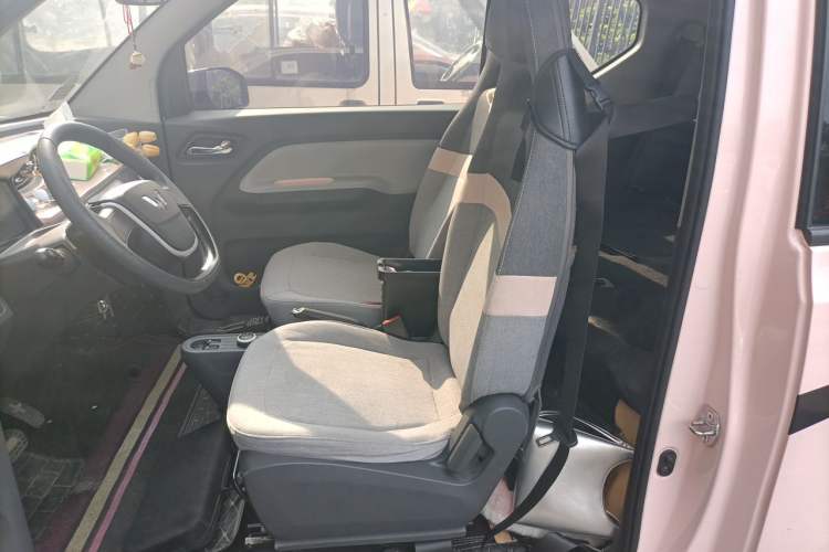 Used Wuling Hongguang MINIEV 2021 Macaron Fashion Edition Lithium-Ion Battery Left Rear Seat
