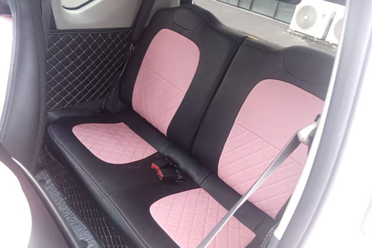 Used Wuling Hongguang MINIEV 2021 Macaron Premium Model – Lithium Iron Phosphate Left Rear Seat
