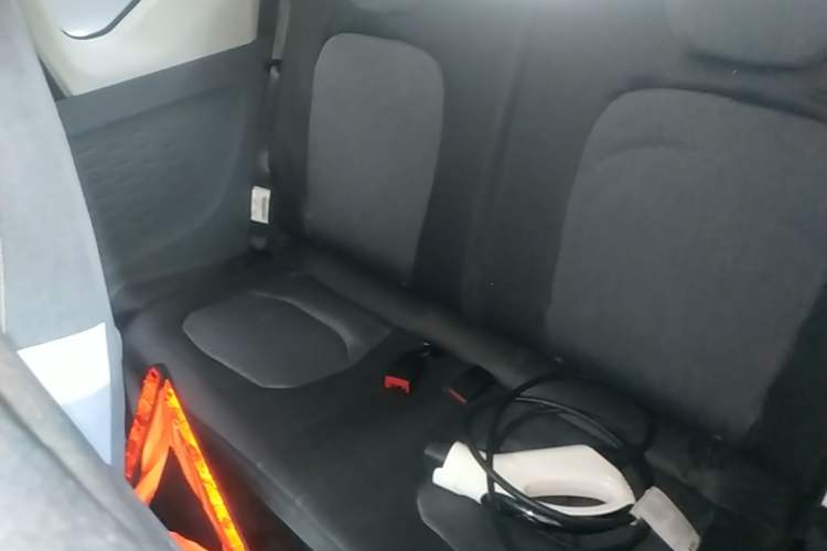 Used Wuling Hongguang MINIEV 2021 Macaron Premium Model – Lithium Iron Phosphate Left Rear Seat