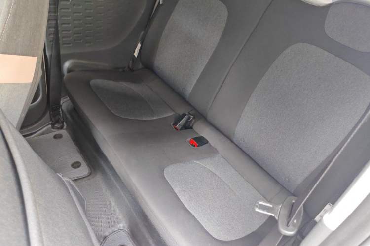 Used Wuling Hongguang MINIEV 2021 Macaron Fashion Edition Lithium-Ion Battery Left Rear Seat