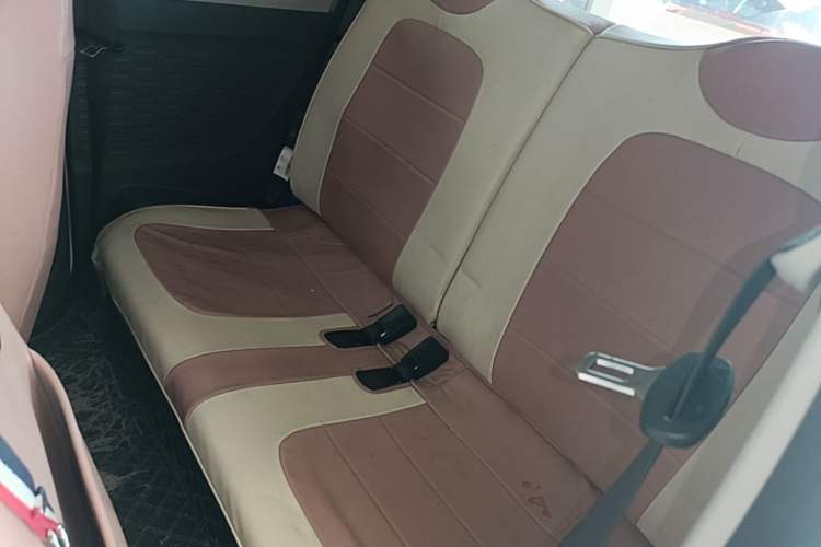 Used Wuling Hongguang MINIEV 2021 Macaron Premium Model – Lithium Iron Phosphate Left Rear Seat