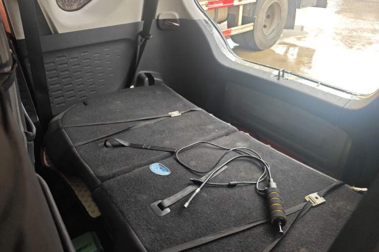 Used Wuling Hongguang MINIEV 2021 Macaron Premium Model – Lithium Iron Phosphate Left Rear Seat