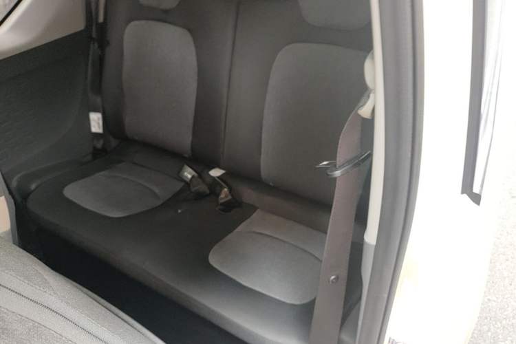 Used Wuling Hongguang MINIEV 2021 Macaron Fashion Edition Lithium-Ion Battery Left Rear Seat