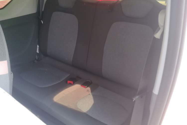 Used Wuling Hongguang MINIEV 2021 Macaron Fashion Model Lithium Iron Phosphate Left Rear Seat