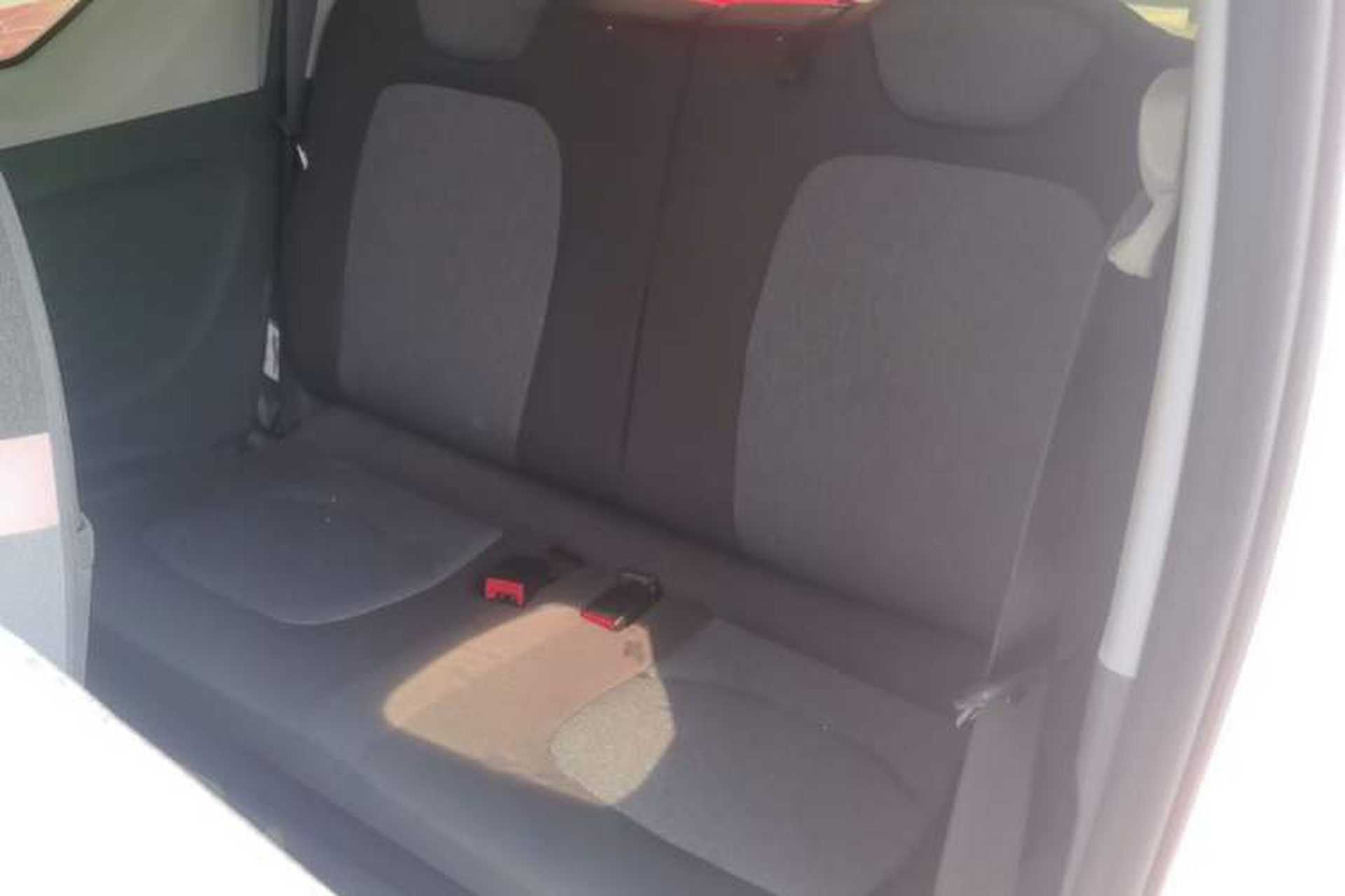 Used Wuling Hongguang MINIEV 2021 Macaron Fashion Model Lithium Iron Phosphate Left Rear Seat