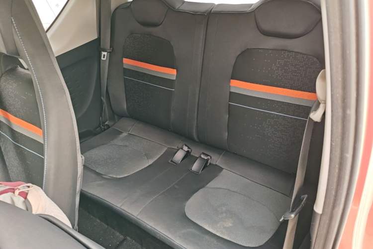 Used Wuling Hongguang MINIEV 2021 Macaron Fashion Edition Lithium-Ion Battery Left Rear Seat