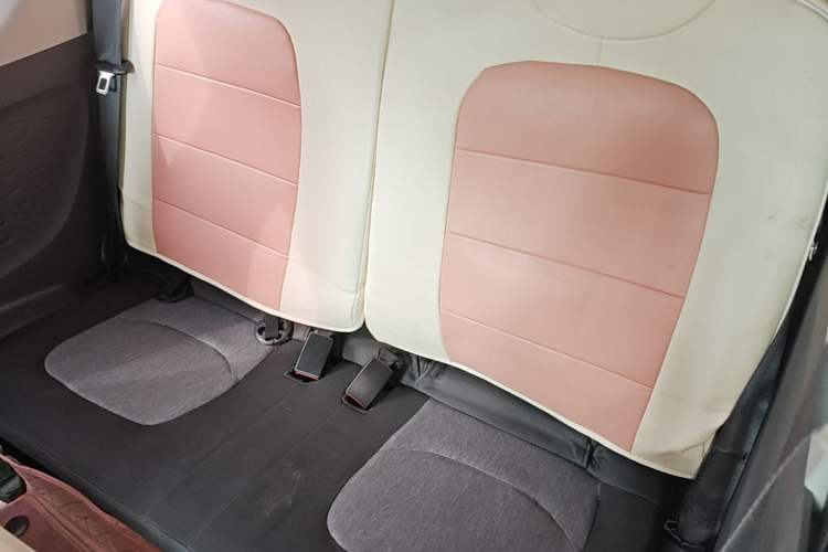 Used Wuling Hongguang MINIEV 2021 Macaron Premium Model – Lithium Iron Phosphate Left Rear Seat