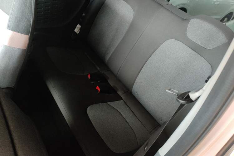 Used Wuling Hongguang MINIEV 2021 Macaron Premium Model – Lithium Iron Phosphate Left Rear Seat