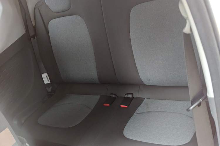Used Wuling Hongguang MINIEV 2021 Macaron Premium Model – Lithium-NMC Left Rear Seat