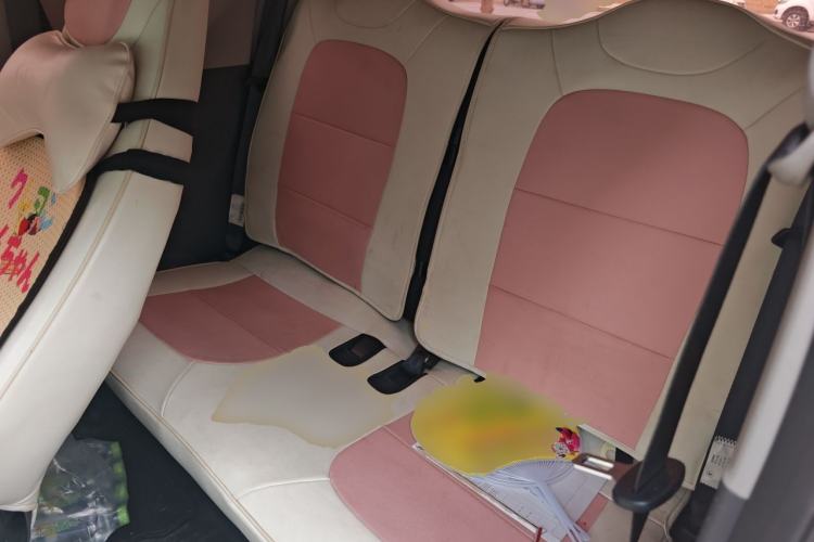 Used Wuling Hongguang MINIEV 2021 Macaron Premium Model – Lithium Iron Phosphate Left Rear Seat