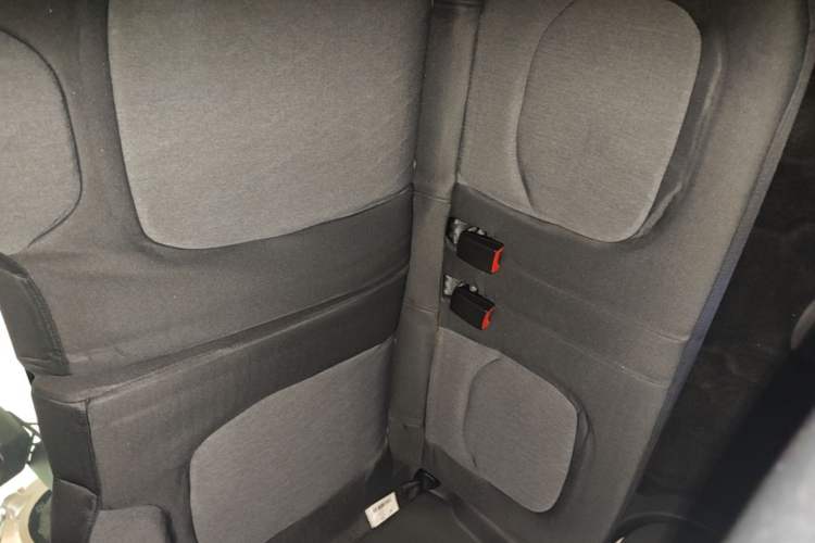 Used Wuling Hongguang MINIEV 2021 Macaron Premium Model – Lithium Iron Phosphate Left Rear Seat