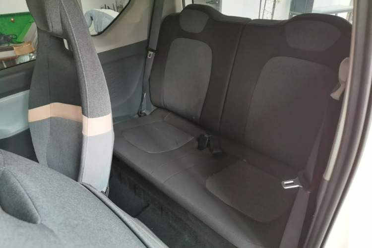 Used Wuling Hongguang MINIEV 2021 Macaron Premium Model – Lithium Iron Phosphate Left Rear Seat