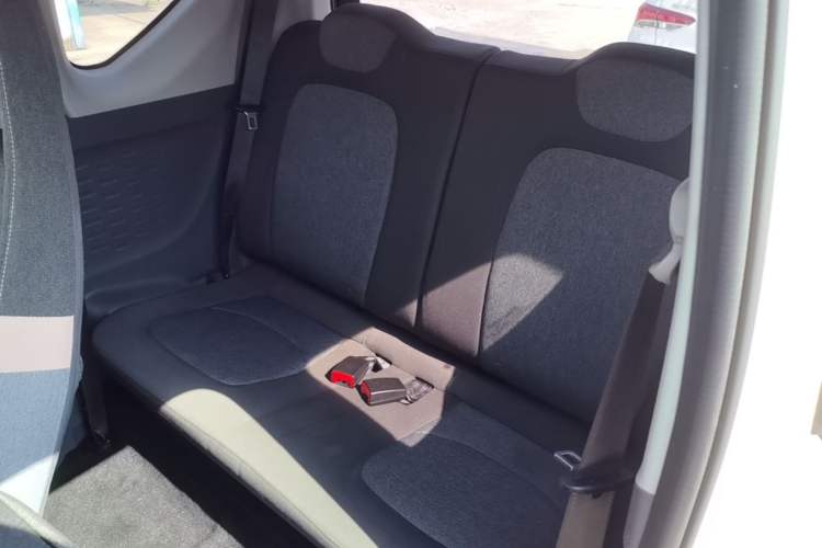 Used Wuling Hongguang MINIEV 2021 Macaron Fashion Model Lithium Iron Phosphate Left Rear Seat