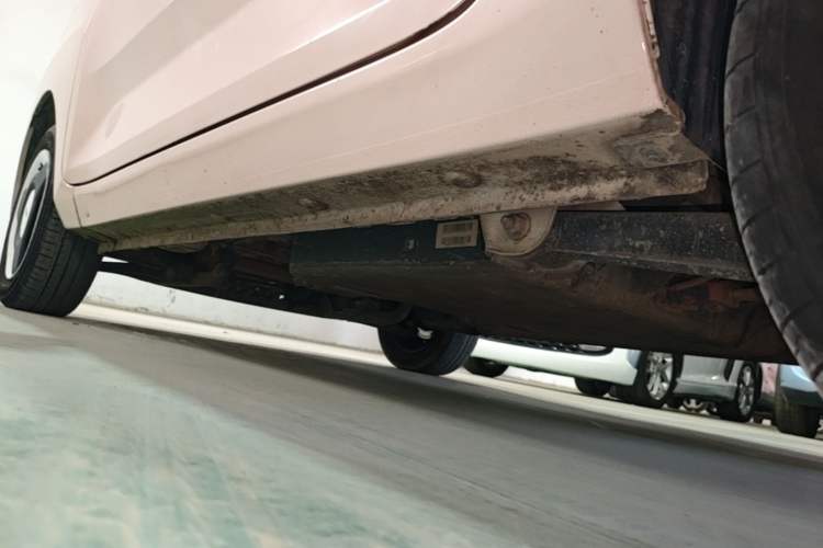 Used Wuling Hongguang MINIEV 2021 Macaron Fashion Model Lithium Iron Phosphate Left Side Sill