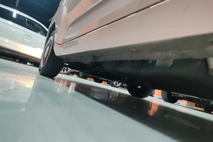Used Wuling Hongguang MINIEV 2021 Macaron Premium Model – Lithium Iron Phosphate Left Side Sill