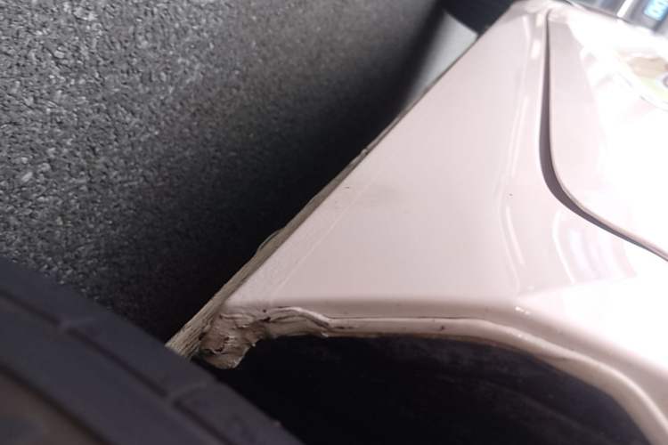 Used Wuling Hongguang MINIEV 2021 Macaron Premium Model – Lithium Iron Phosphate Left Side Sill