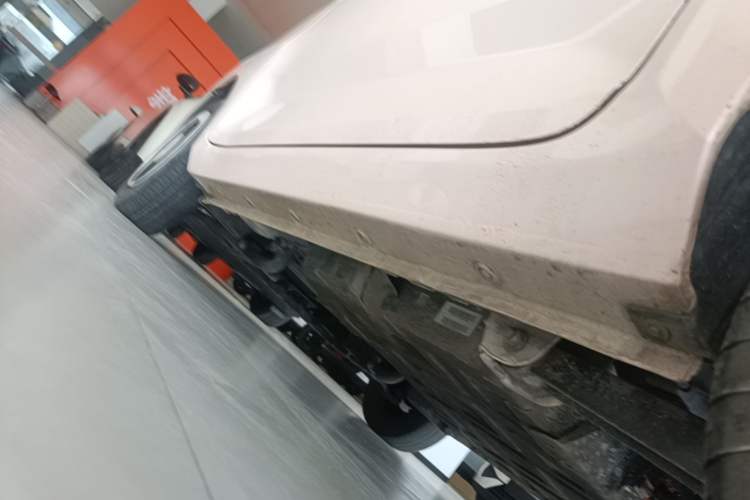 Used Wuling Hongguang MINIEV 2021 Macaron Premium Model – Lithium Iron Phosphate Left Side Sill