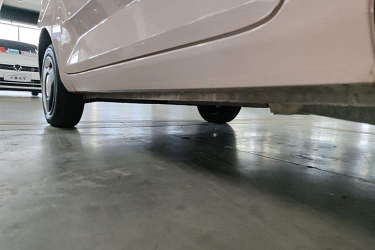 Used Wuling Hongguang MINIEV 2021 Macaron Fashion Edition Lithium-Ion Battery Left Side Sill