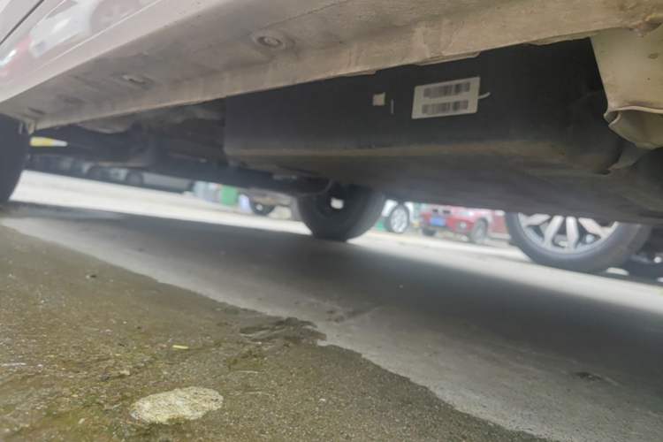 Used Wuling Hongguang MINIEV 2021 Macaron Sandwich Model 120 km Lithium Iron Phosphate Left Side Sill