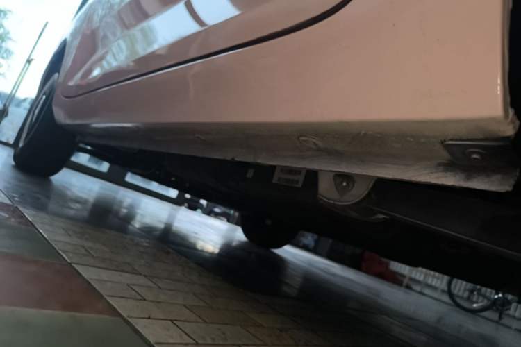 Used Wuling Hongguang MINIEV 2021 Macaron Premium Model – Lithium-NMC Left Side Sill
