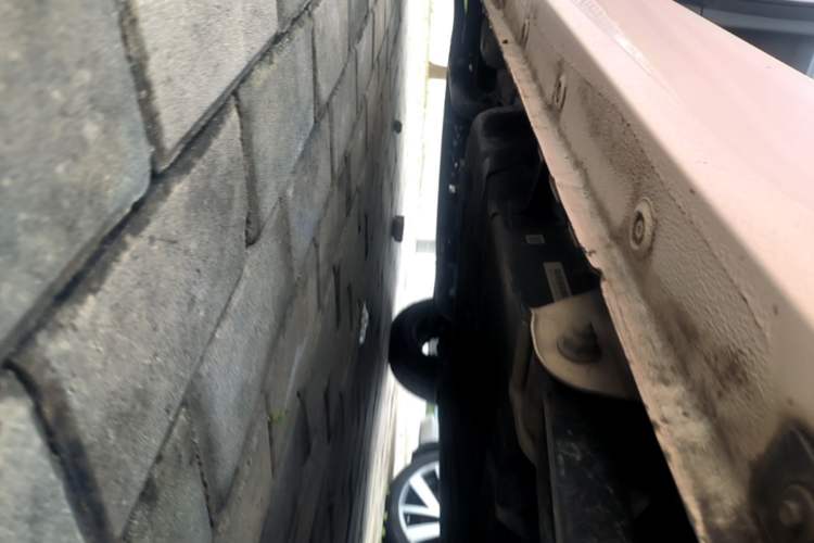 Used Wuling Hongguang MINIEV 2021 Macaron Sandwich Model 170 km Lithium Iron Phosphate Left Side Sill