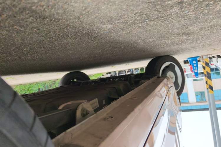 Used Wuling Hongguang MINIEV 2021 Macaron Premium Model – Lithium Iron Phosphate Left Side Sill