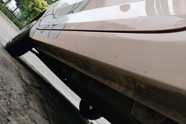 Used Wuling Hongguang MINIEV 2021 Macaron Premium Model – Lithium-NMC Left Side Sill