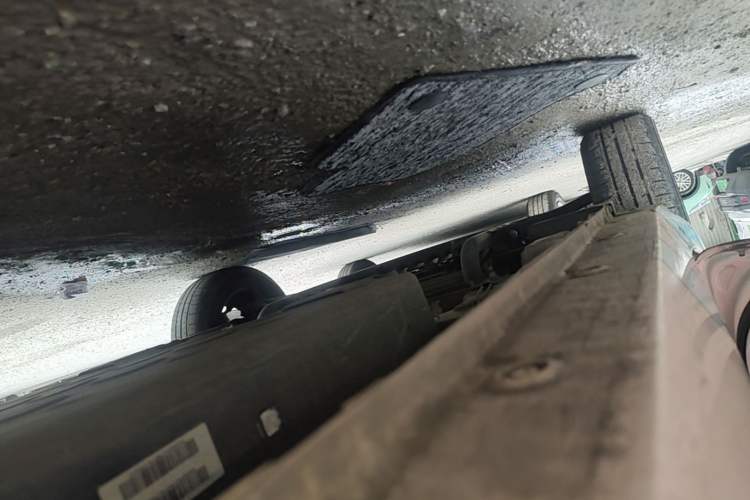 Used Wuling Hongguang MINIEV 2021 Macaron Fashion Model Lithium Iron Phosphate Left Side Sill