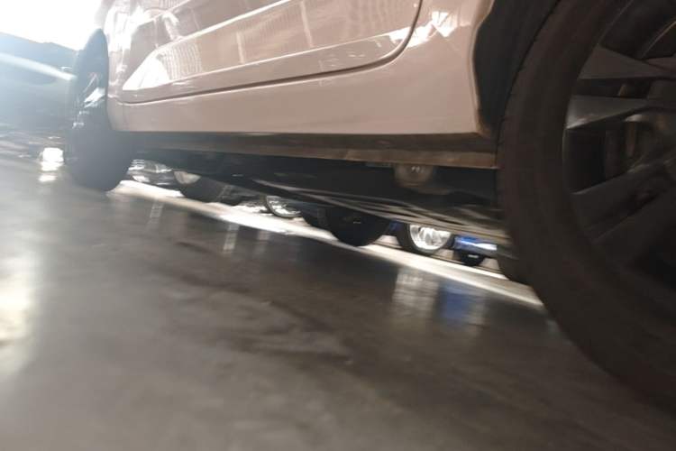 Used Wuling Hongguang MINIEV 2021 Macaron Fashion Model Lithium Iron Phosphate Left Side Sill