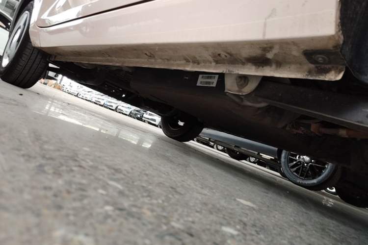 Used Wuling Hongguang MINIEV 2021 Macaron Fashion Model Lithium Iron Phosphate Left Side Sill