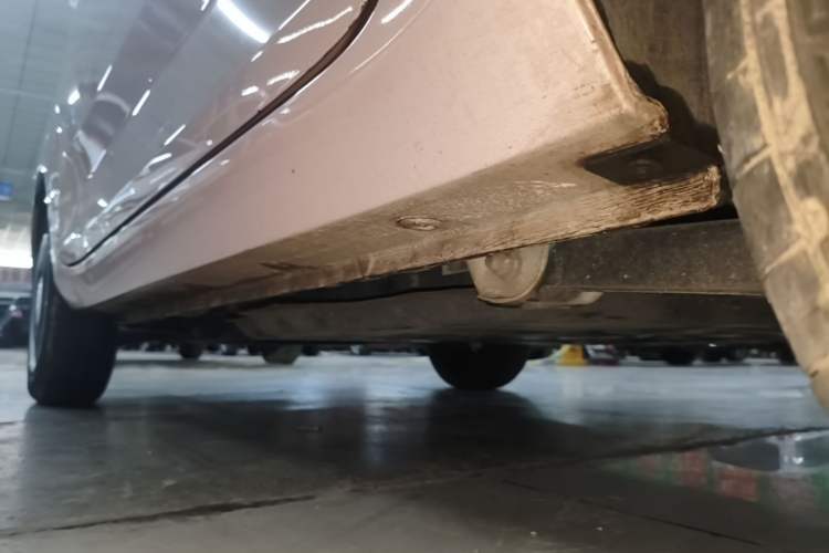 Used Wuling Hongguang MINIEV 2021 Macaron Fashion Model Lithium Iron Phosphate Left Side Sill