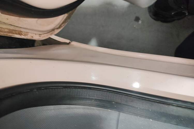 Used Wuling Hongguang MINIEV 2021 Macaron Premium Model – Lithium Iron Phosphate Left Side Sill