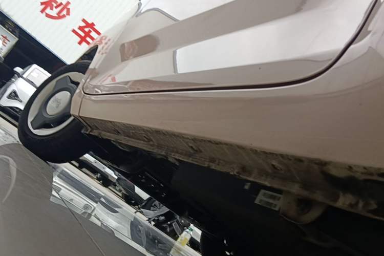 Used Wuling Hongguang MINIEV 2021 Macaron Fashion Model Lithium Iron Phosphate Left Side Sill