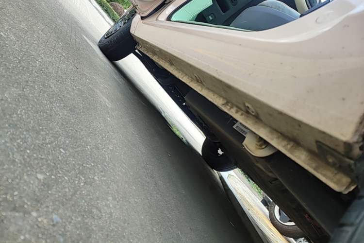 Used Wuling Hongguang MINIEV 2021 Macaron Fashion Edition Lithium-Ion Battery Left Side Sill
