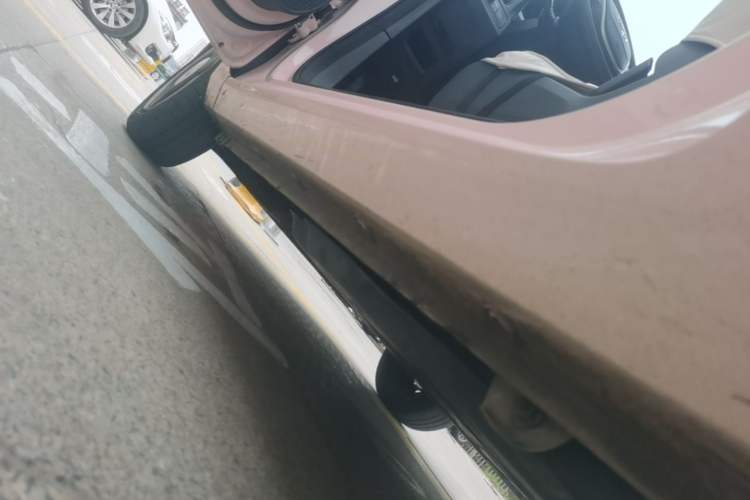 Used Wuling Hongguang MINIEV 2021 Macaron Premium Model – Lithium Iron Phosphate Left Side Sill