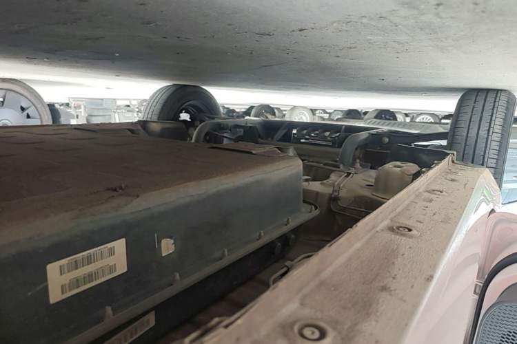 Used Wuling Hongguang MINIEV 2021 Macaron Fashion Edition Lithium-Ion Battery Left Side Sill