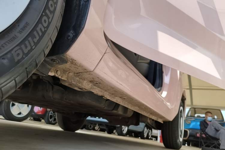 Used Wuling Hongguang MINIEV 2021 Macaron Premium Model – Lithium Iron Phosphate Left Side Sill
