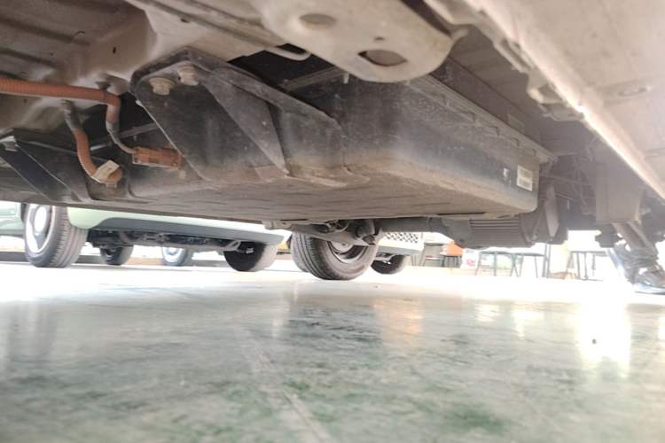 Used Wuling Hongguang MINIEV 2021 Macaron Fashion Model Lithium Iron Phosphate Left Side Sill