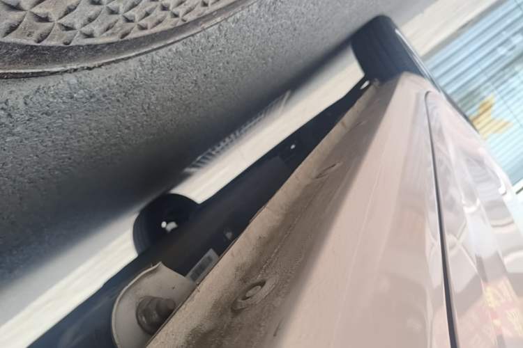 Used Wuling Hongguang MINIEV 2021 Macaron Fashion Model Lithium Iron Phosphate Left Side Sill