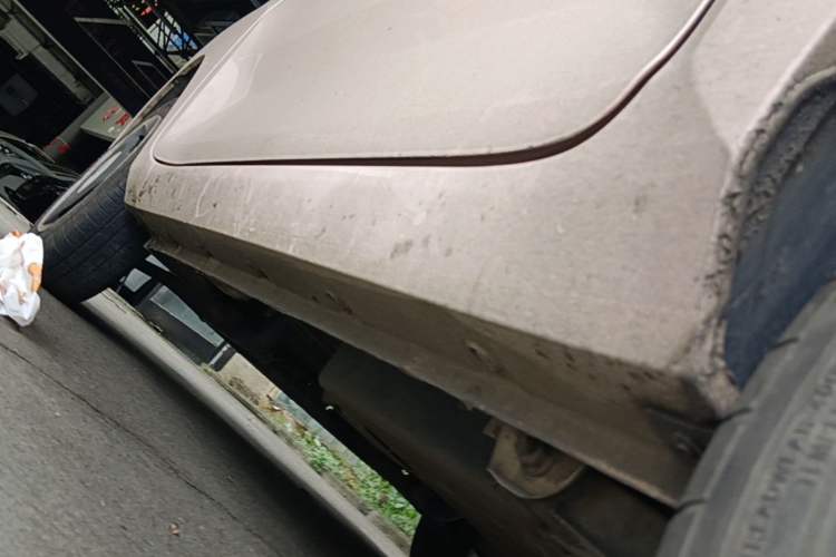 Used Wuling Hongguang MINIEV 2021 Macaron Sandwich Model 120 km Lithium Iron Phosphate Left Side Sill