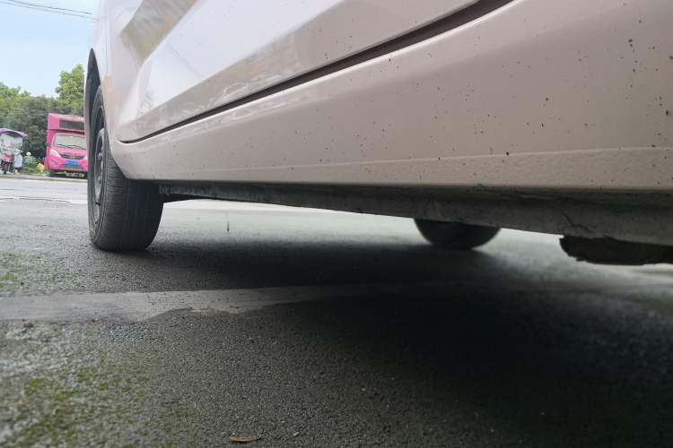 Used Wuling Hongguang MINIEV 2021 Macaron Fashion Model Lithium Iron Phosphate Left Side Sill