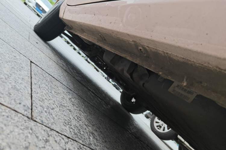 Used Wuling Hongguang MINIEV 2021 Macaron Premium Model – Lithium Iron Phosphate Left Side Sill