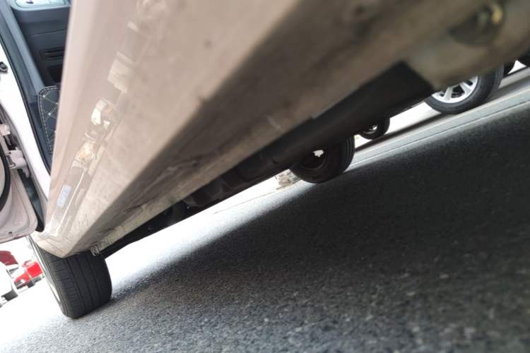 Used Wuling Hongguang MINIEV 2021 Macaron Premium Model – Lithium-NMC Left Side Sill