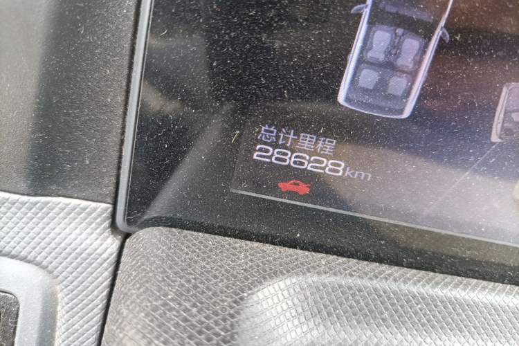 Used Wuling Hongguang MINIEV 2021 Macaron Fashion Edition Lithium-Ion Battery Odometer Close Up