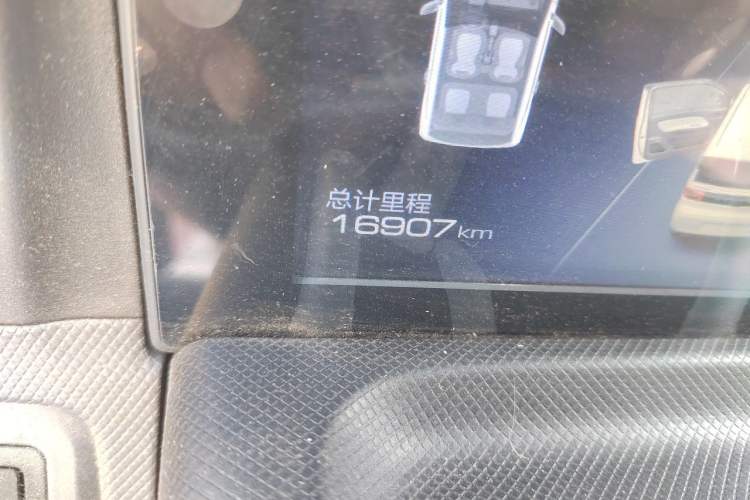 Used Wuling Hongguang MINIEV 2021 Macaron Fashion Model Lithium Iron Phosphate Odometer Close Up