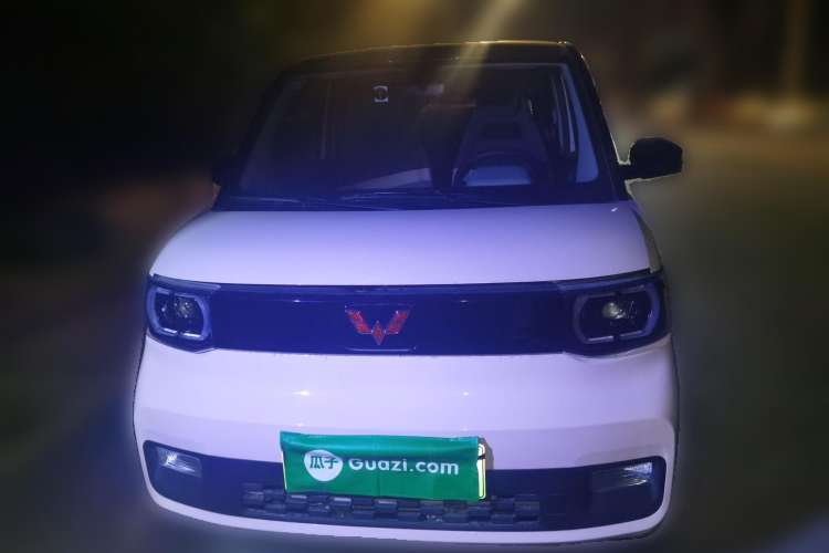 Used Wuling Hongguang MINIEV 2021 Macaron Fashion Model Lithium Iron Phosphate Front